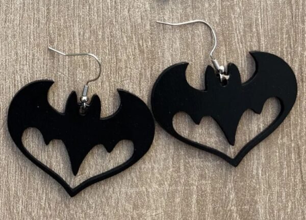 Bat Heart Halloween Earrings – Wooden Gothic Jewelry